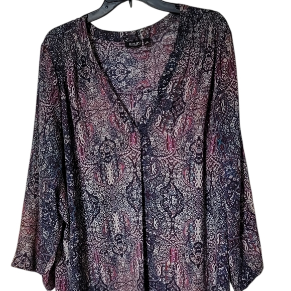 a.n.a Multicolor Patterned Blouse Plus Size 3X V Neck 3/4 Quarter Sleeve - Picture 3 of 8